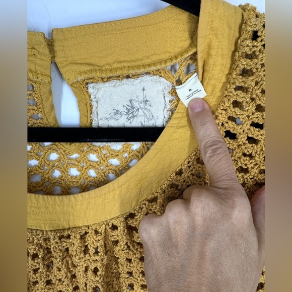 Anthropologie Angel of north crochet XL sweater Large Mustard - Picture 6 of 6